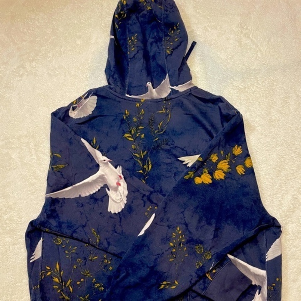 Nike sweater